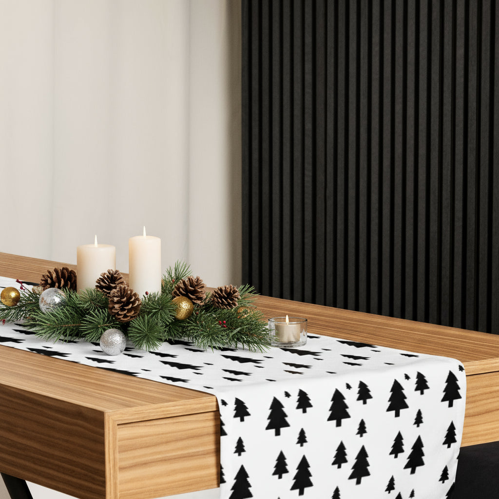 Tischläufer Tannenmuster Schwarz-Weiß – Skandi Weihnachtsdeko