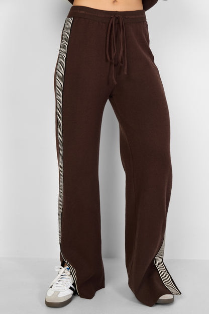 Strickhose mit Streifen