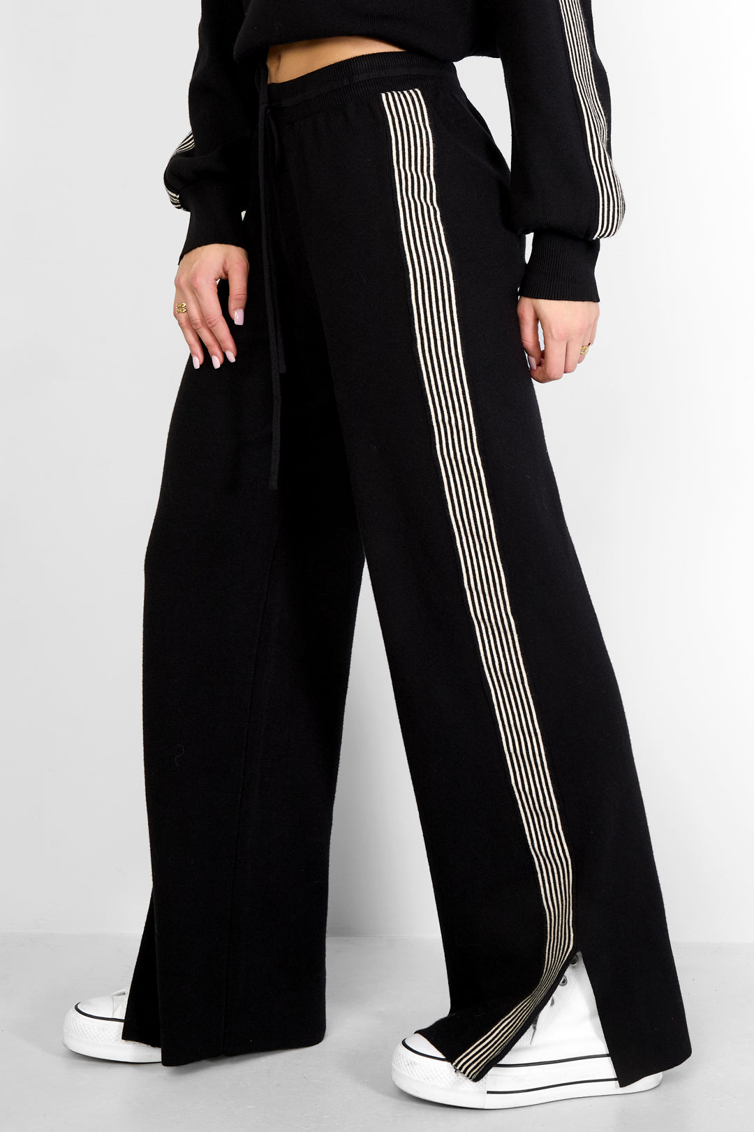 Strickhose mit Streifen