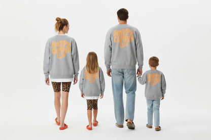 Grauer Happy Camper Club Pullover KIDS | Brust&Rückenprint