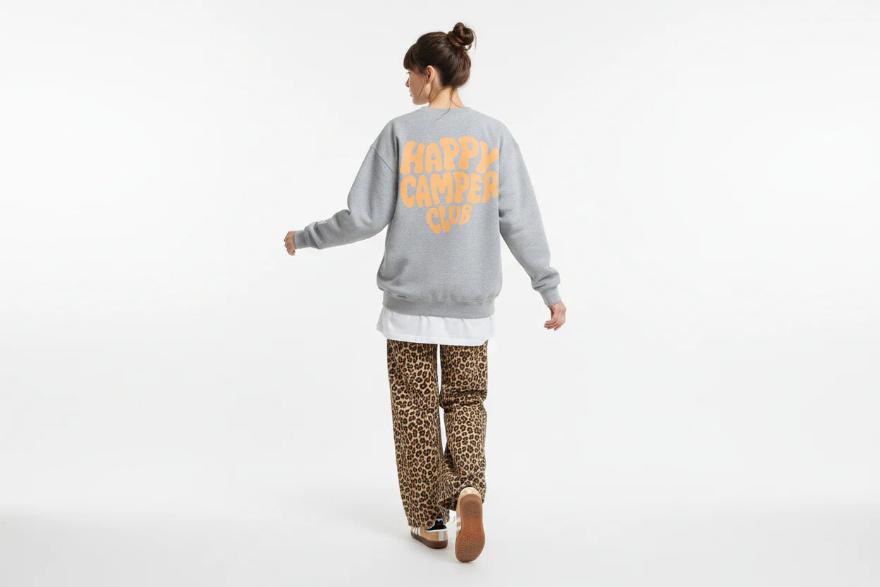 Happy Camper Club -Pullover Print vorne&hinten
