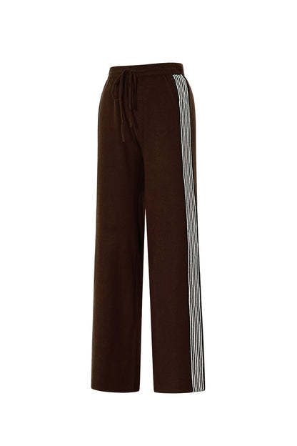 Strickhose mit Streifen