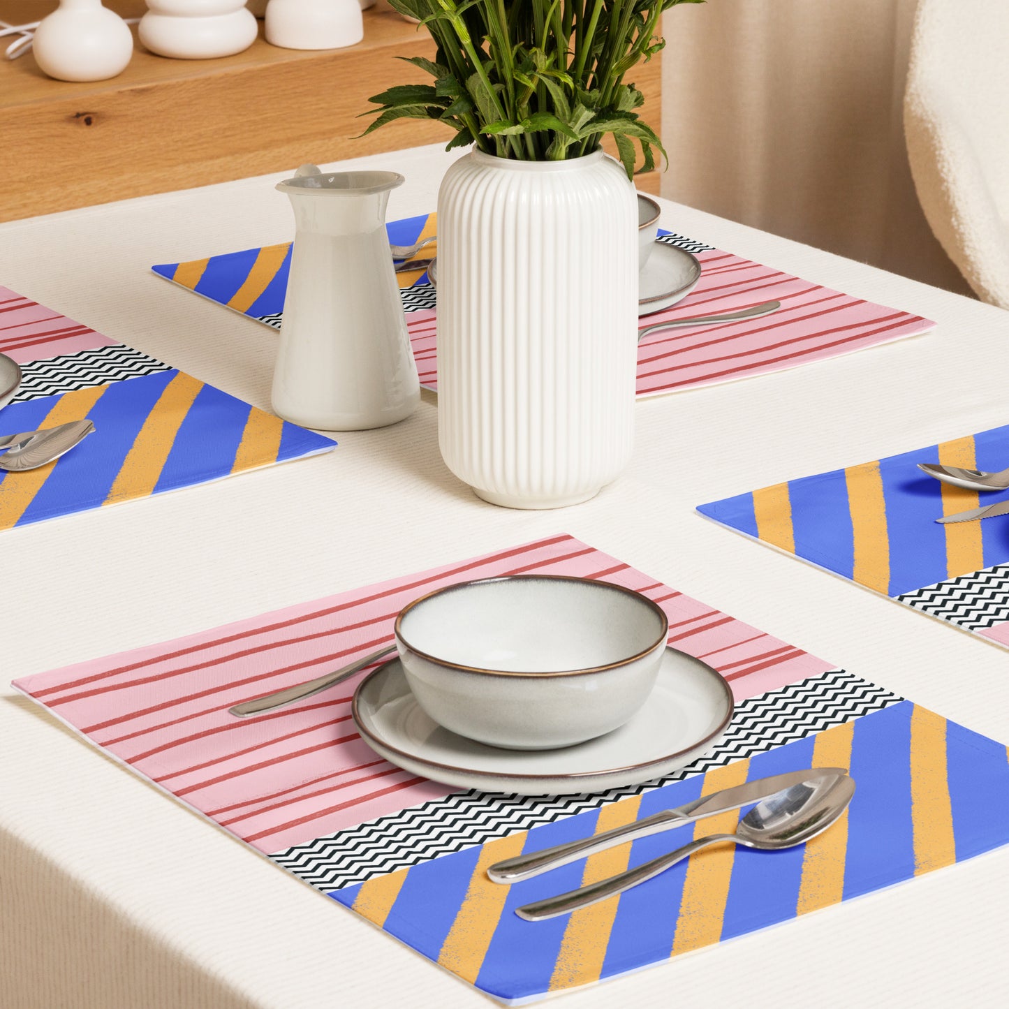 Tischset-Set (4 Stück) mit modernem Farbmuster – Stylische Tischdeko