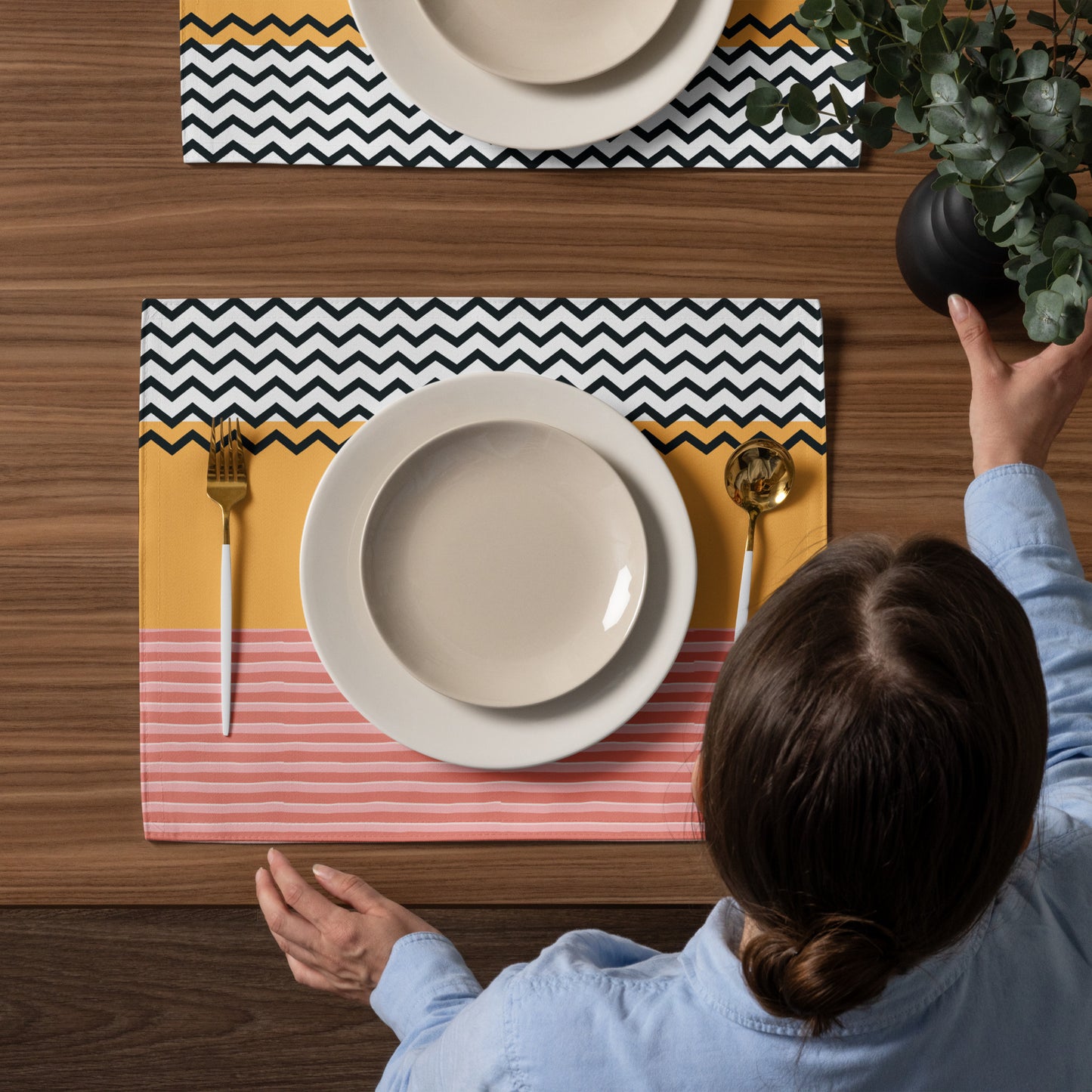 Tischset-Set „Modern Waves“ (4 Stück) – Stylische Tischdeko in Rosa, Gelb & Schwarz